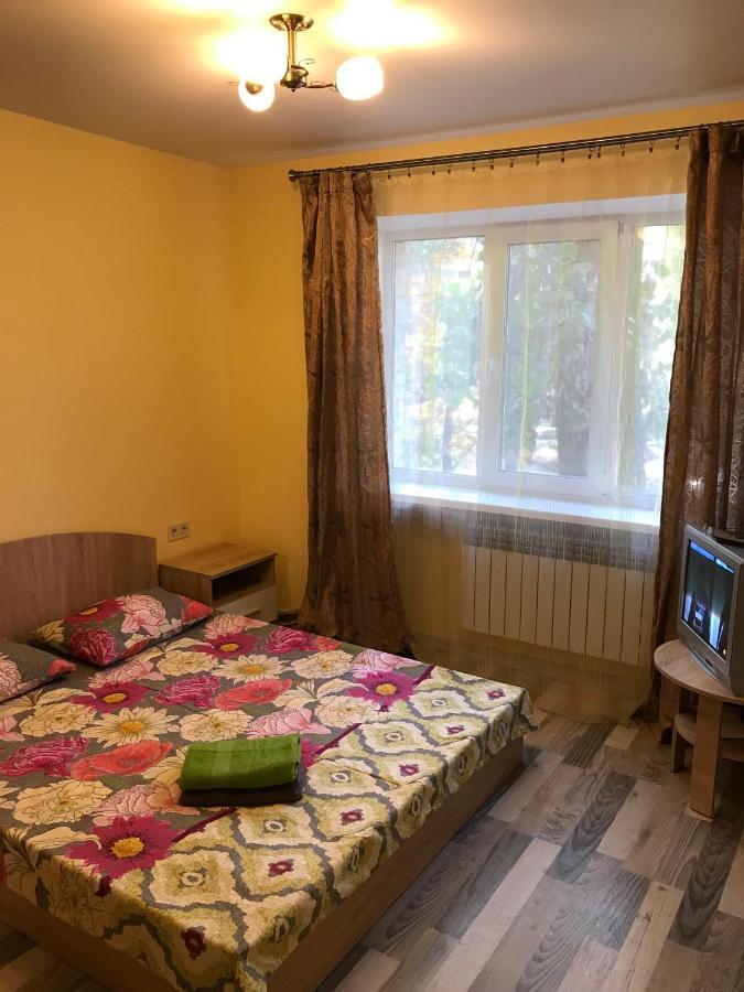 Киев Сдам Посуточно Ул Доброхотова 28 Daily Rent Kyiv St Dobrokhotova 28 Διαμέρισμα Εξωτερικό φωτογραφία