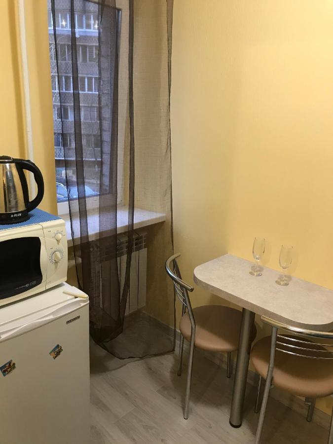 Киев Сдам Посуточно Ул Доброхотова 28 Daily Rent Kyiv St Dobrokhotova 28 Διαμέρισμα Εξωτερικό φωτογραφία
